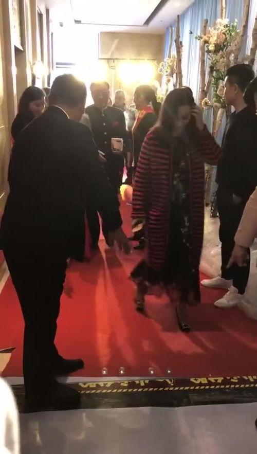 土豪酒席请明星,土豪酒席盛邀明星共襄盛举