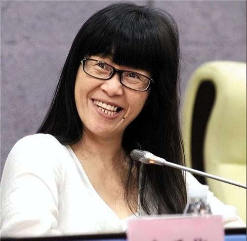 网红王倩唱情网,网红王倩演绎心动旋律