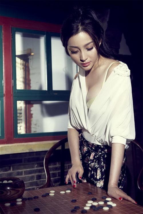 潜规明星之甘婷婷,潜规则明星的逆袭之路