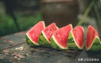 夏天吃瓜的季节