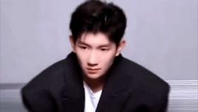 天蝎座的男明星,深情内敛的神秘力量