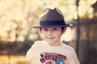 姓李的网红男孩名字霸气,霸气横空，网络红人风华绝代